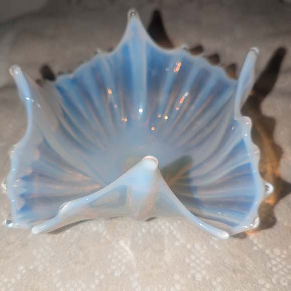 fostoria Other - Fostoria Vintage Opalesent Blue and White Basket.